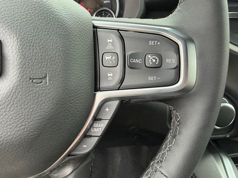 New 2026 RAM 1500 4x4 Crew Cab image 17