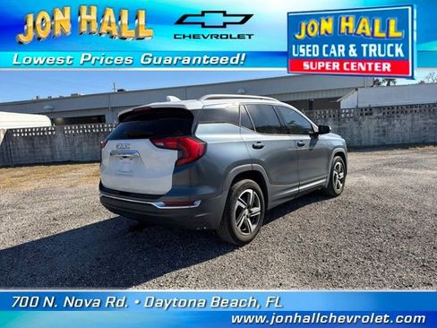 Used 2020 GMC Terrain SLT image 12