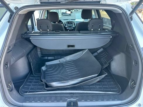 Used 2019 Chevrolet Equinox LT FWD image 14