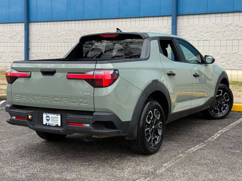 Used 2024 Hyundai Santa Cruz SE AWD/4WD image 5