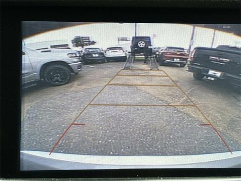 Used 2018 Buick Encore Preferred image 31