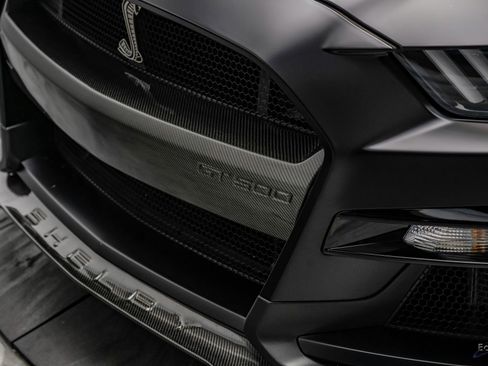 Used 2022 Ford Mustang Shelby GT500 w/ Carbon Fiber Track Pack RWD image 39