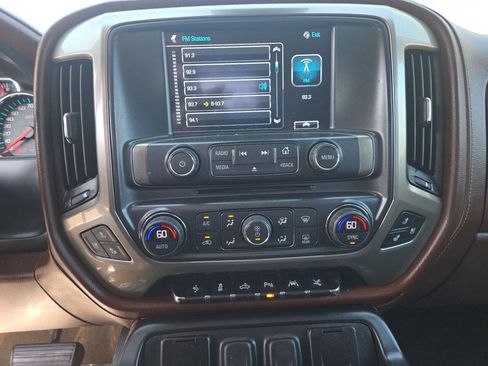 Used 2017 Chevrolet Silverado 1500 High Country w/ High Desert Package AWD/4WD image 15