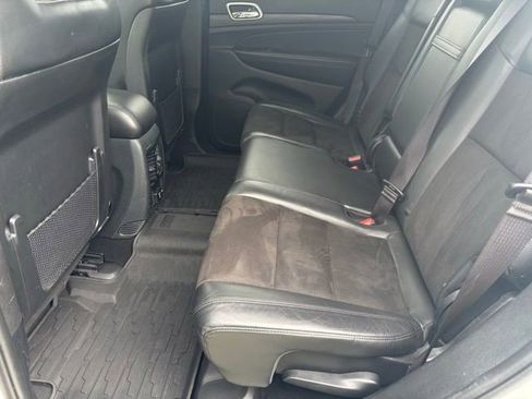 Used 2020 Jeep Grand Cherokee Altitude AWD/4WD image 12