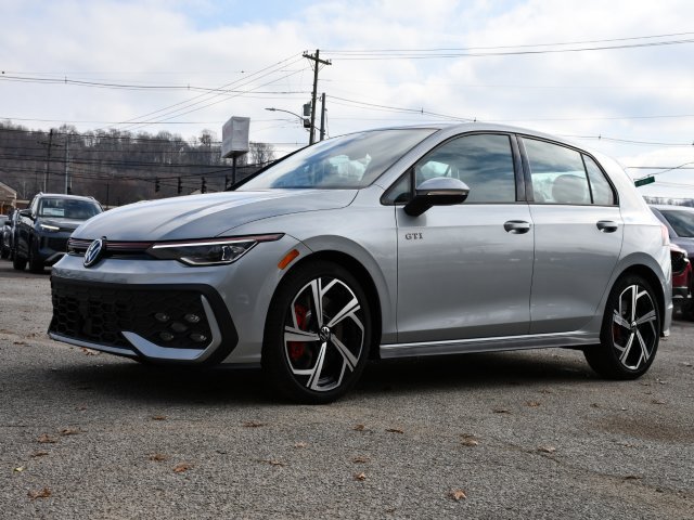 New 2026 Volkswagen GTI SE FWD image 3