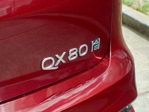Used 2025 INFINITI QX80 Sensory image 16
