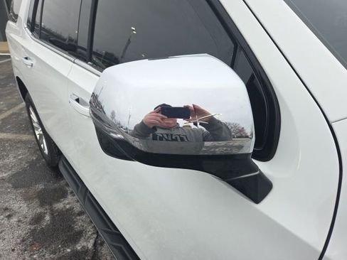 Used 2023 Chevrolet Tahoe Premier image 6