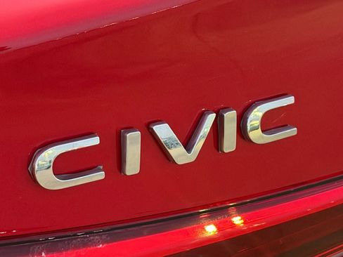 Used 2024 Honda Civic Sport image 9