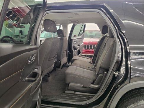 Used 2020 Chevrolet Traverse LS w/ LPO, Floor Liner Package FWD image 9