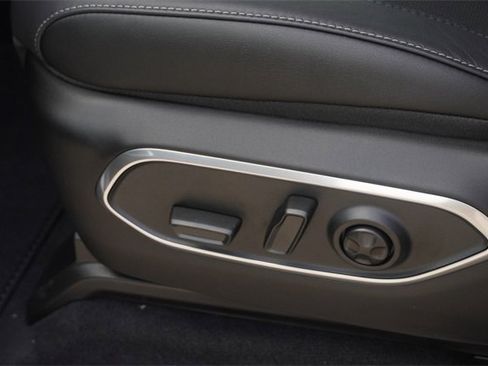 New 2025 Jeep Wagoneer L Series II w/ Premium Group I image 23