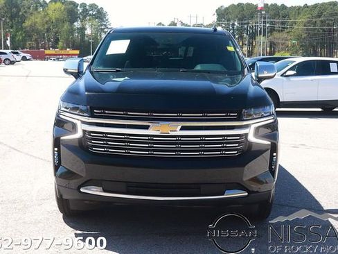 Used 2024 Chevrolet Tahoe Premier RWD image 3