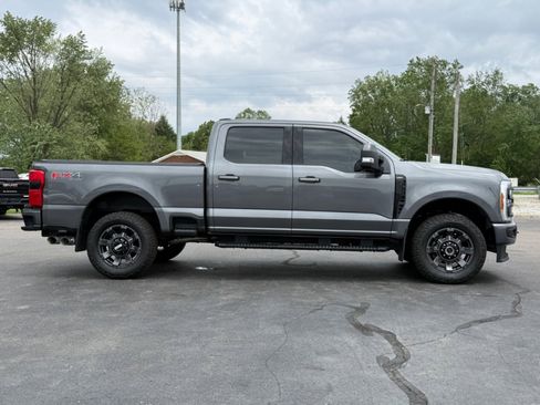Used 2023 Ford F250 Lariat w/ Sport Appearance Package AWD/4WD image 9