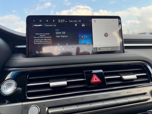 New 2026 Genesis G70 2.5T Prestige image 16