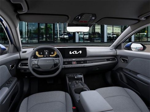 New 2025 Kia K4 LXS image 14