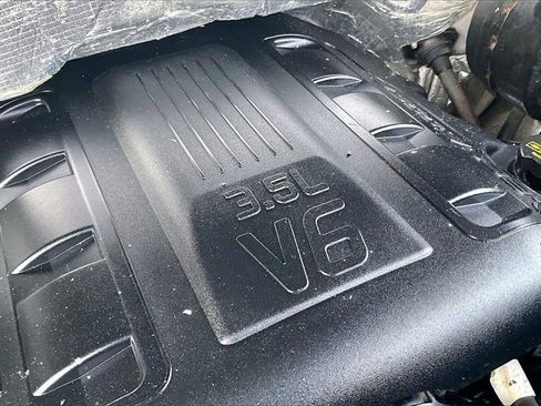 Used 2012 Ford F150 XLT w/ XTR Pkg image 30