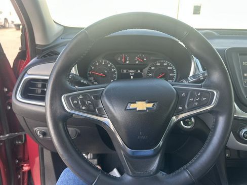 Used 2018 Chevrolet Equinox LT FWD image 22