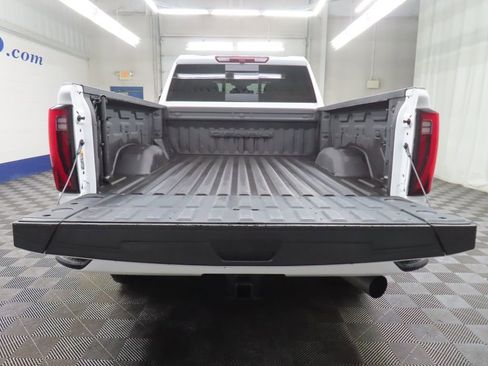 Used 2024 GMC Sierra 2500 Denali AWD/4WD image 45