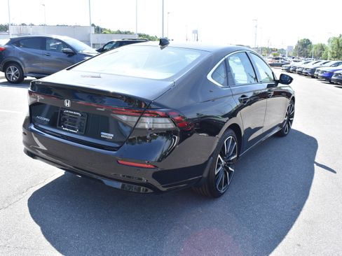 New 2026 Honda Accord Touring image 8