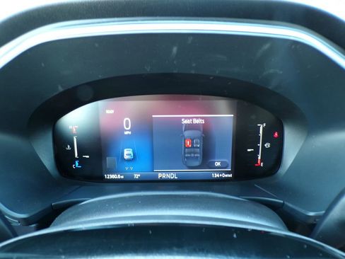 Used 2025 Ford Escape SE w/ Class II Trailer Tow Package image 12