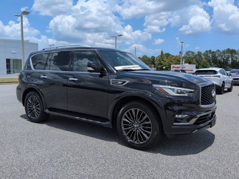 Used 2023 INFINITI QX80 Luxe AWD/4WD image 3