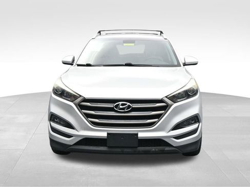 Used 2016 Hyundai Tucson SE w/ Option Group 02 AWD/4WD image 8