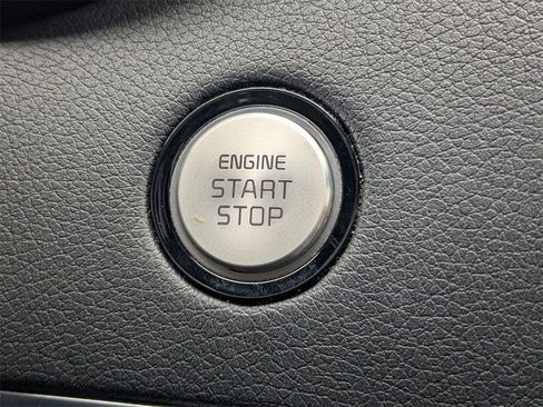 Used 2019 Kia Stinger GT image 29