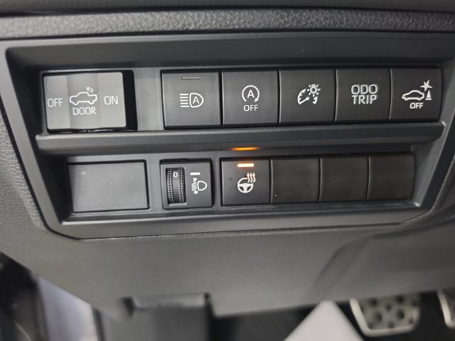 Used 2023 Toyota Tundra Limited w/ TRD Off-Road Package AWD/4WD image 21