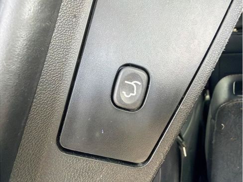 Used 2018 Dodge Grand Caravan GT FWD image 8