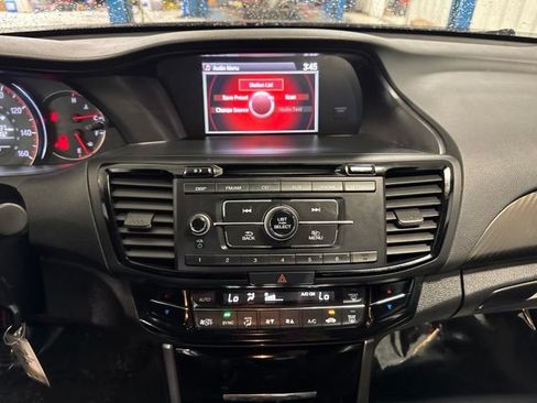 Used 2017 Honda Accord Sport Special Edition image 4