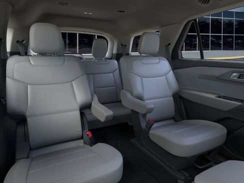 New 2026 Ford Explorer Active w/ Active Comfort Package image 13