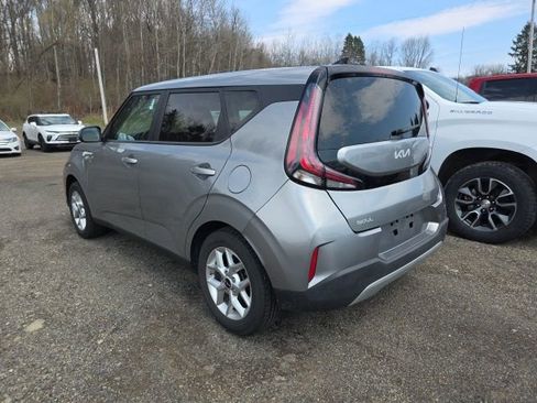 Used 2024 Kia Soul LX w/ Option Group 015 image 6