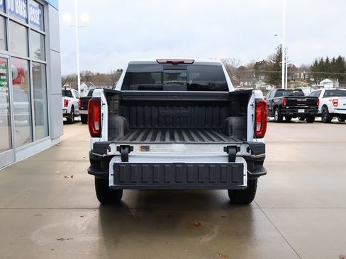 New 2026 GMC Sierra 1500 AT4X w/ LPO, Black Badging Package image 37