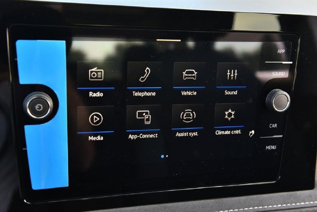New 2027 Volkswagen Taos SE AWD/4WD image 13