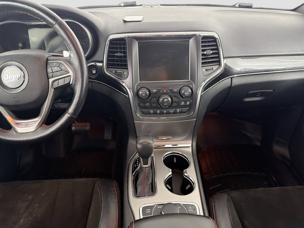 Used 2017 Jeep Grand Cherokee Trailhawk AWD/4WD image 23