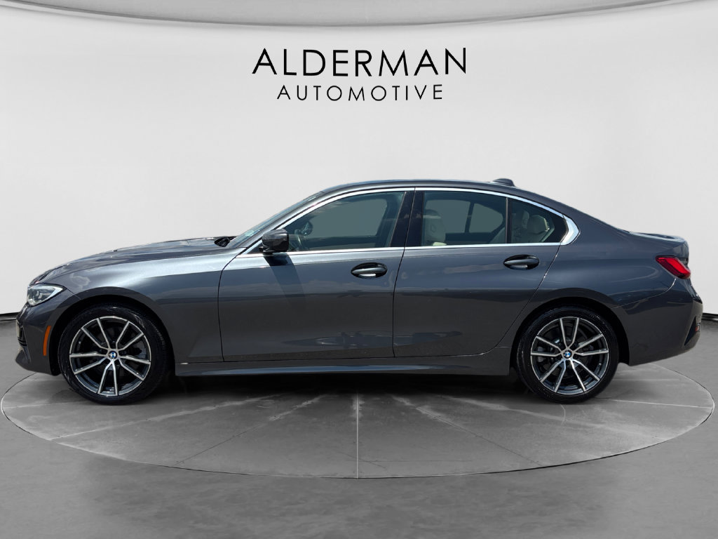 Used 2019 BMW 330i xDrive Sedan w/ Premium Package AWD/4WD image 2