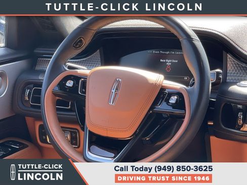 Certified 2022 Lincoln Aviator Black Label Grand Touring AWD/4WD image 15