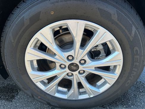 Used 2025 Ford Escape Active AWD/4WD image 13