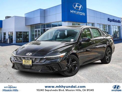 New 2026 Hyundai Elantra SEL Sport Premium image 1