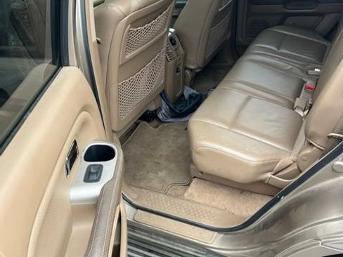 Used 2004 Honda Pilot EX image 8