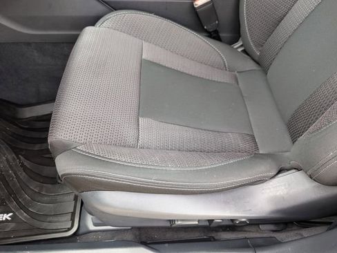 Used 2024 Subaru Outback Premium AWD/4WD image 17