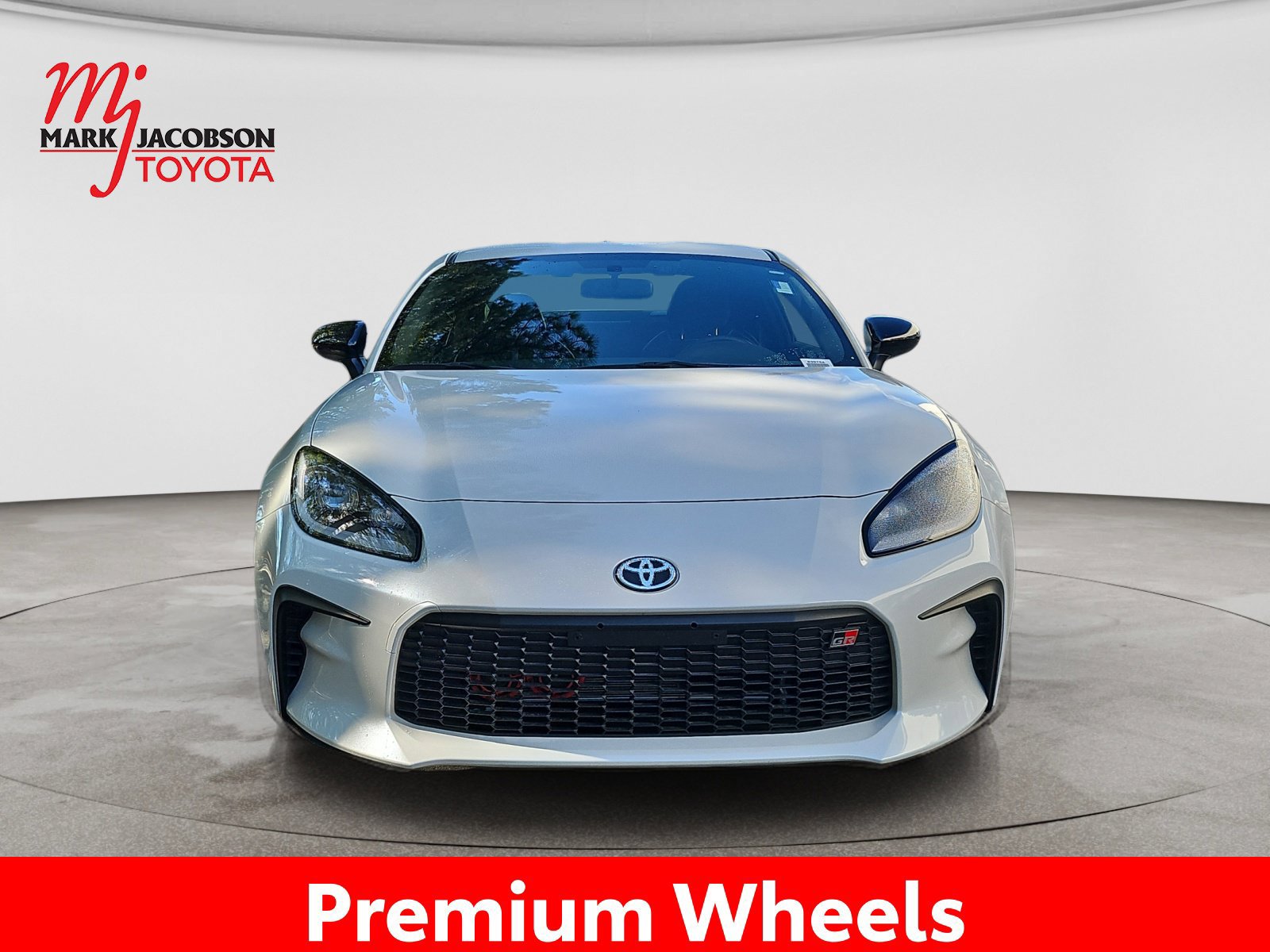 Used 2025 Toyota GR86 Premium w/ Performance Package RWD image 3