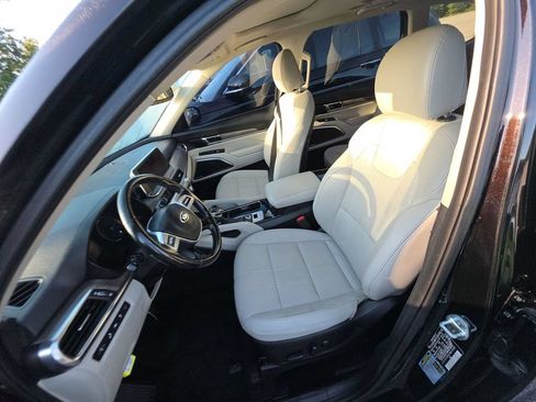 Used 2021 Kia Telluride SX w/ Nightfall Edition Package AWD/4WD image 8