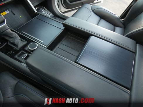 Used 2024 Toyota Tundra Platinum AWD/4WD image 65