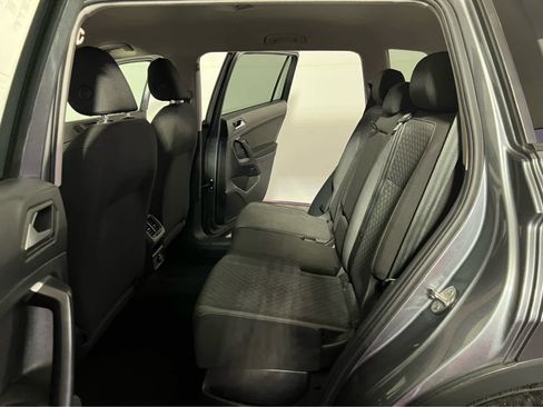 Used 2021 Volkswagen Tiguan S image 21