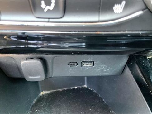 Used 2025 Chevrolet Trax ACTIV w/ Driver Confidence Package FWD image 16