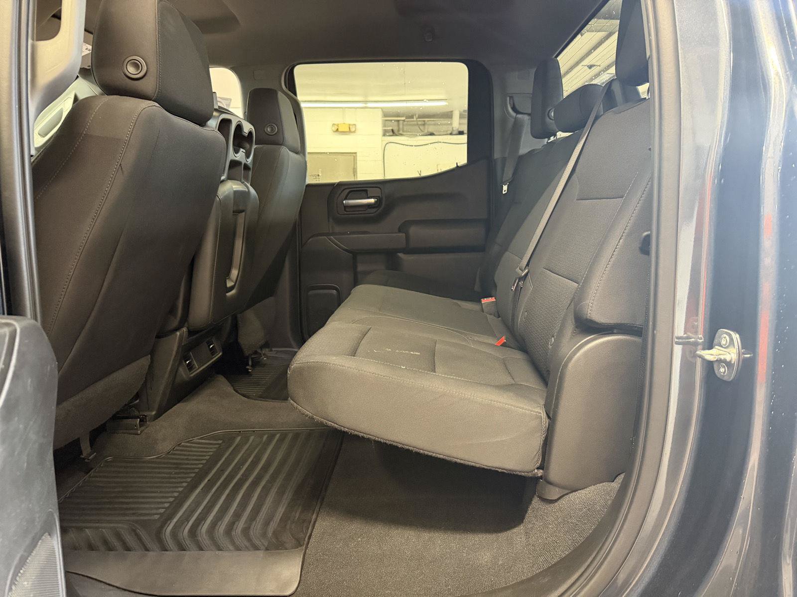 Used 2021 Chevrolet Silverado 1500 Custom AWD/4WD image 23