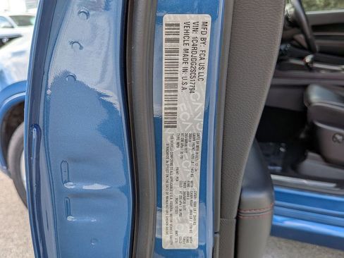 Used 2025 Dodge Durango GT AWD/4WD image 35