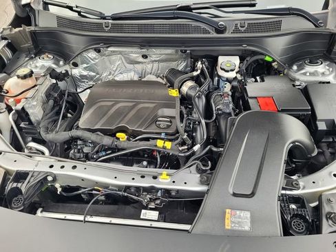 Used 2025 Chevrolet Trax LS w/ Driver Confidence Package image 26