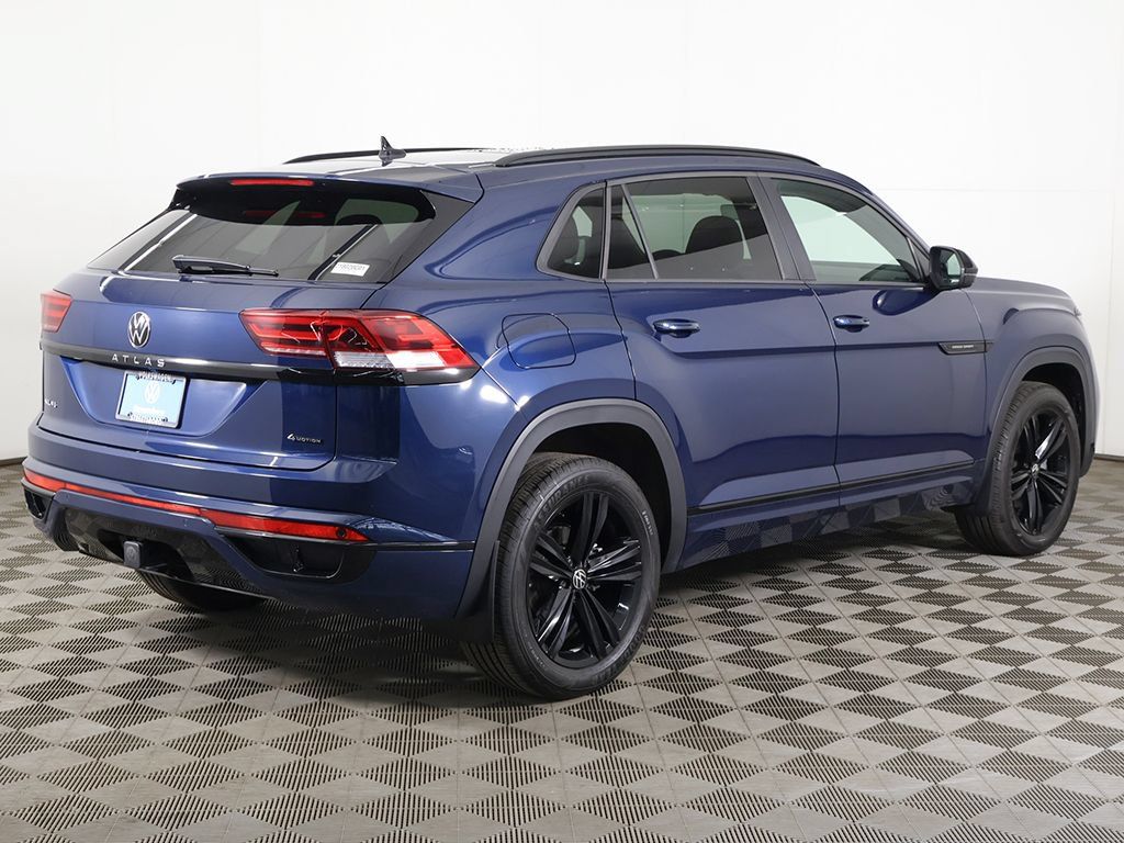 Used 2023 Volkswagen Atlas Cross Sport SEL R-Line AWD/4WD image 13