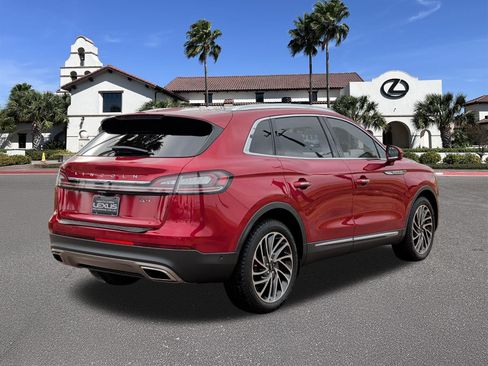 Used 2020 Lincoln Nautilus Reserve FWD image 2